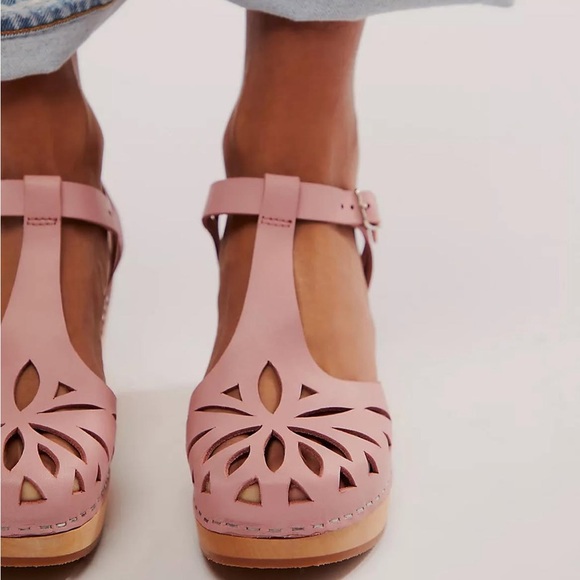 Anthropologie Swedish Hasbeens NWT Lacy Clog Sandal Pale Pink Best Classic 🌸❤️🌈 - Picture 5 of 13